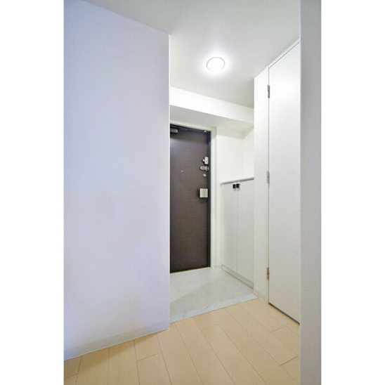 【玄関】Gramercy Sakae 