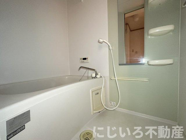 プリムヴェールAの浴室