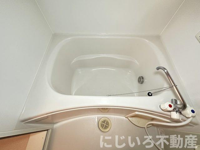 プリムヴェールAの浴室