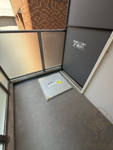 HS梅田EASTのバルコニー