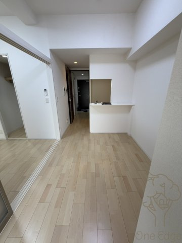 HS梅田EASTの居間・リビング