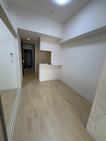 HS梅田EASTの居間・リビング