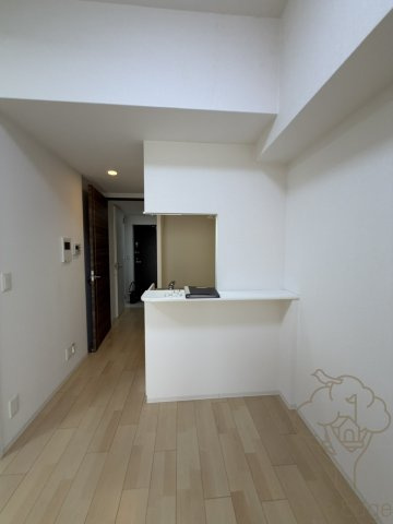 HS梅田EASTの居間・リビング