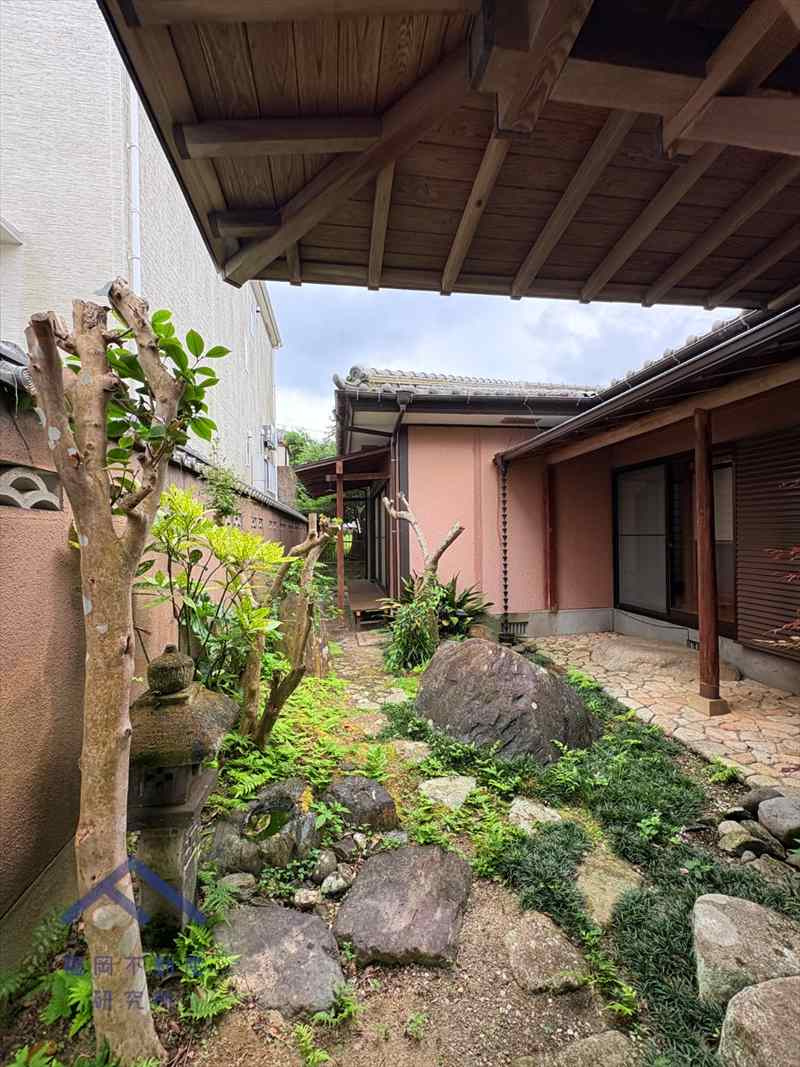 早良区早良４丁目　戸建ての庭