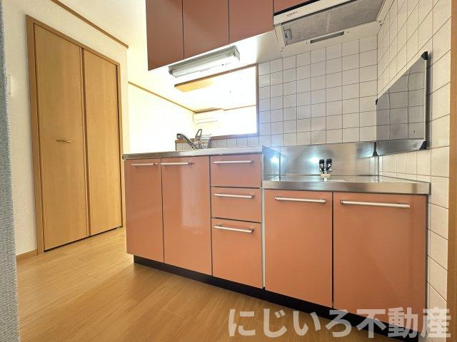 プリムヴェールBのキッチン