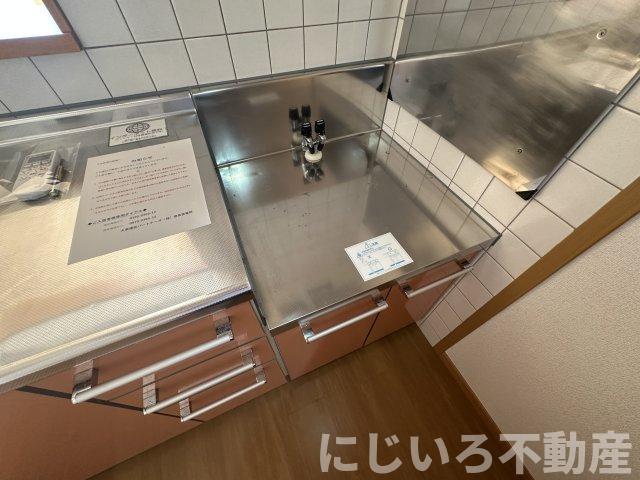 プリムヴェールBのキッチン
