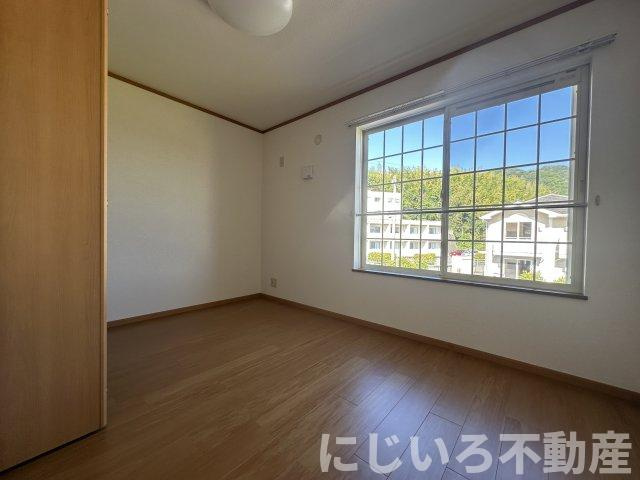 プリムヴェールBの寝室