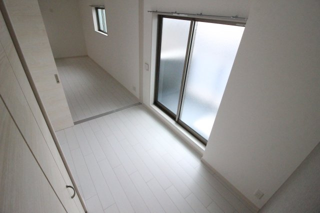 【洋室】 | D porta moderno