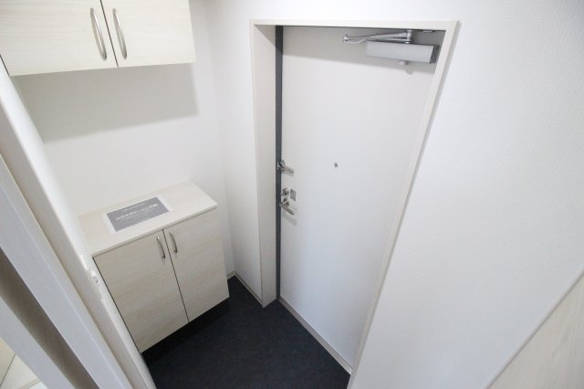 【玄関】 | D porta moderno
