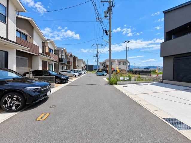 久我御旅町３号地　の前面道路含む現地写真