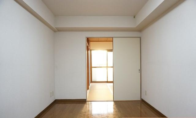 グランドールオオニシの洋室|子供部屋にピッタリです☆