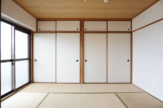 グランドールオオニシの和室|6帖の和室あります☆