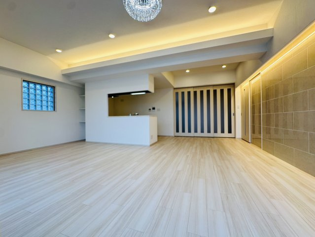 【居間・リビング】プレジオ西宮北口