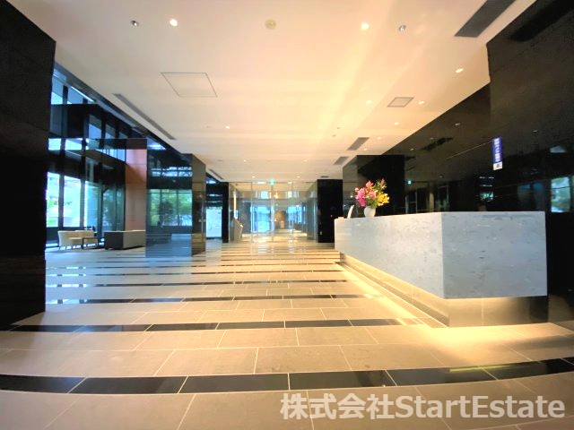 【エントランス】 | プレサンスレジェンド堺筋本町タワー
