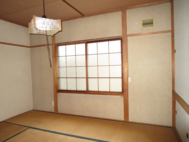 治水町アパートの和室