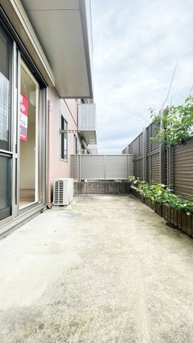 シャーメゾンパンジーの庭