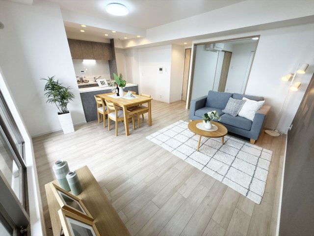【居間・リビング】 | エステスクエアふじみ野B棟　(ふじみ野店) | 空家のため、実際の住み心地をじっくりご確認いただけます