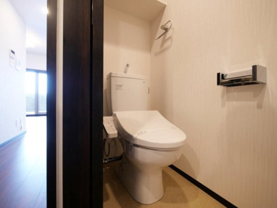 【トイレ】 | プレジオ玉造 | 落ち着いた色調のトイレです