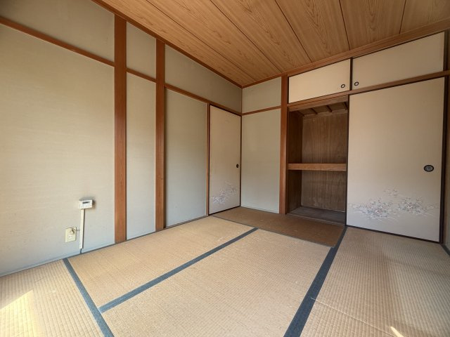 明石市大久保町江井島戸建の和室