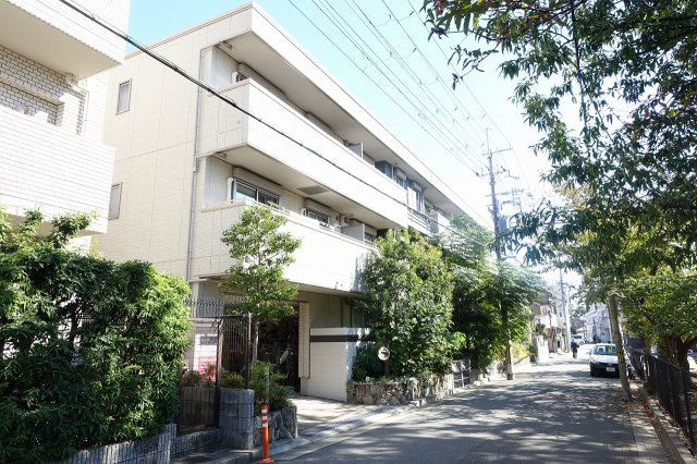 エクセラン甲子園一番町の外観