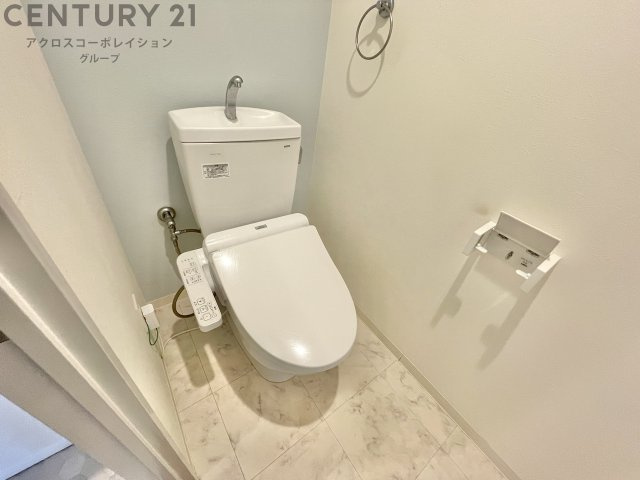 ウォシュレット付きのトイレです♪