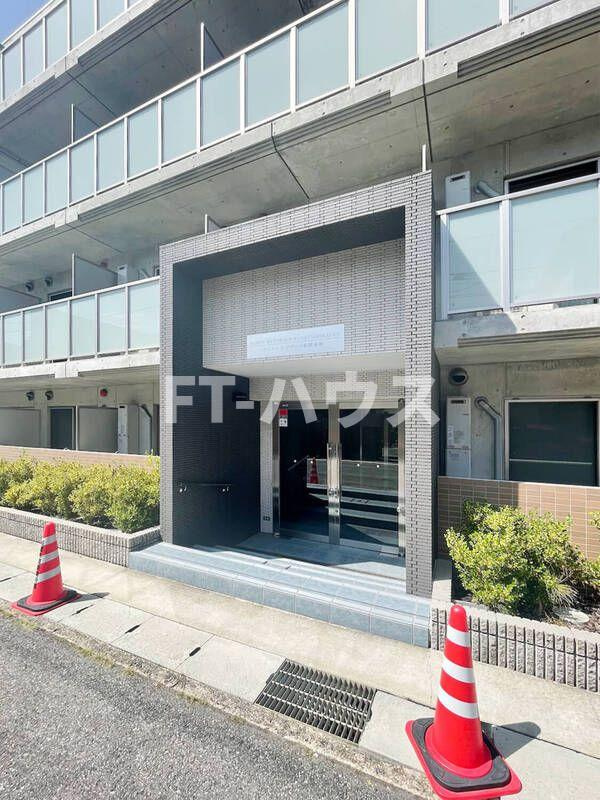 S-FORT船橋海神の玄関