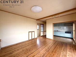 中山台戸建の居間
