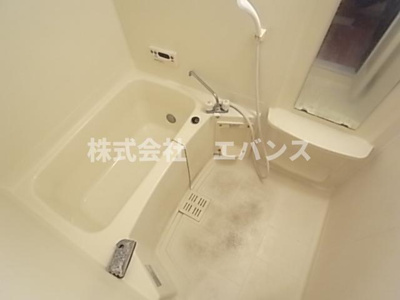 【浴室】 | スプリングチェリーⅠ | ゆったり過ごせるお風呂です