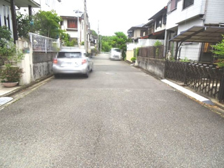 【前面道路含む現地写真】 | 川西市清流台6の15　中古一戸建て