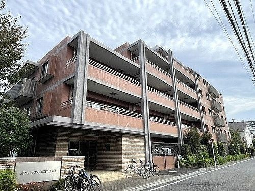 ライオンズ田無ウエストプレイスの外観