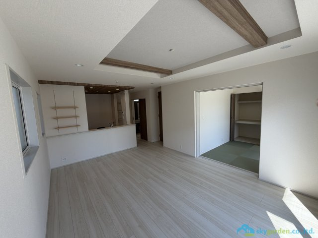 平塚市四之宮1丁目　新築戸建　全7棟1号棟の居間・リビング