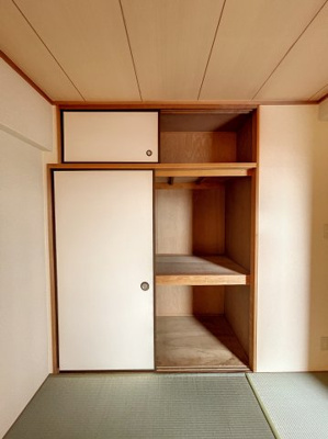 【収納】 | サンボナール宮崎台 | ※同建物ほかのお部屋の写真です。