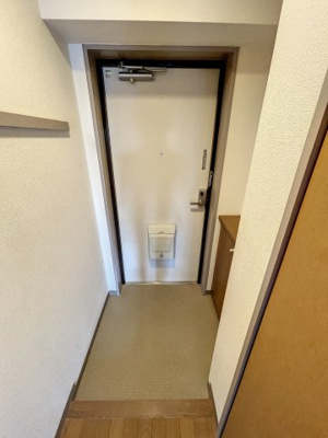 【玄関】 | サンボナール宮崎台 | ※同建物ほかのお部屋の写真です。