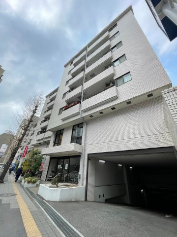 プレステージ府中の外観