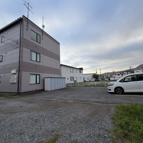 Ｊハイツ桜木の駐車場|駐車スペースもあります
