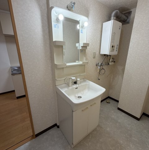 Ｊハイツ桜木の洗面所|スペースが確保できる洗面所です
