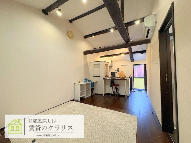 東山区森下町の現代風京町家
