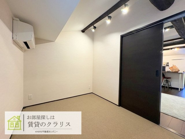 東山区森下町の現代風京町家