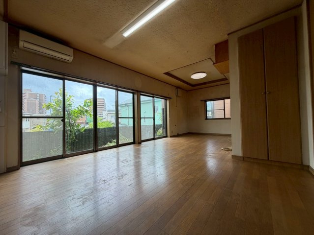 中古戸建　篠町広田2丁目の居間・リビング