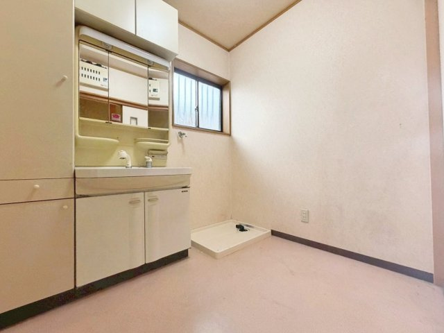 中古戸建　篠町広田2丁目の洗面所
