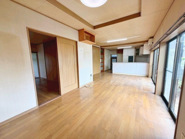 中古戸建　篠町広田2丁目の居間・リビング