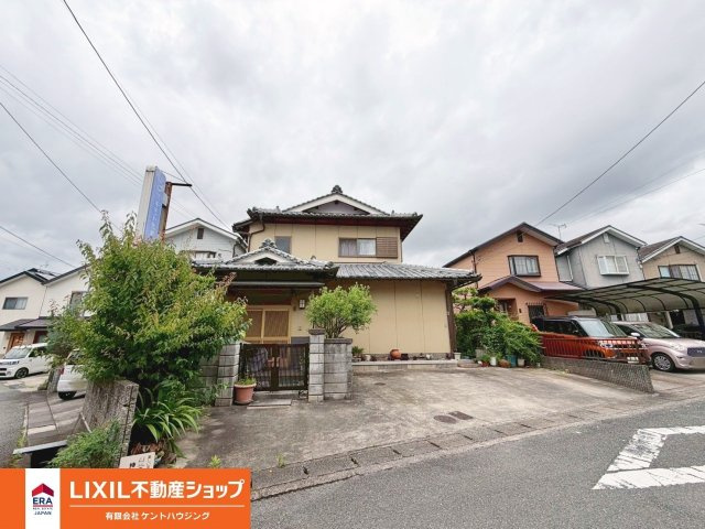 中古戸建　篠町広田2丁目の前面道路含む現地写真