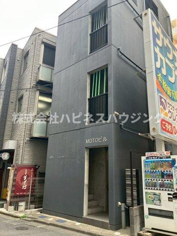 MOTOビルの外観
