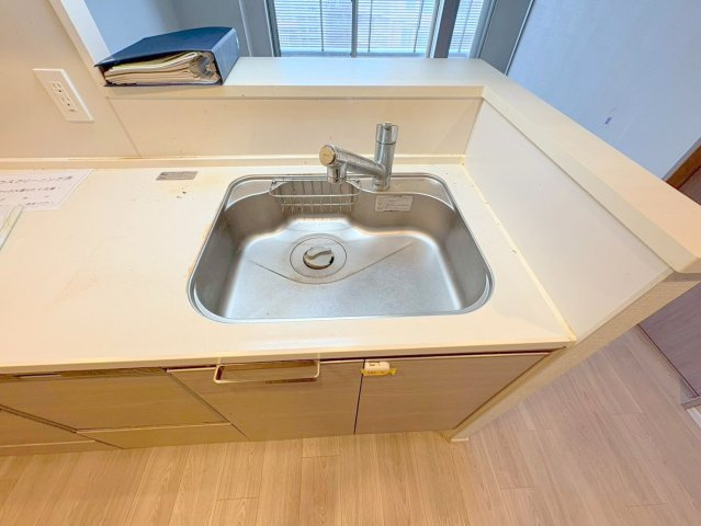 宝塚市栄町３丁目の賃貸マンションのキッチン|お料理しやすいキッチンです