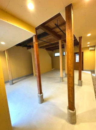西大文字町　路地奥戸建店舗の内装