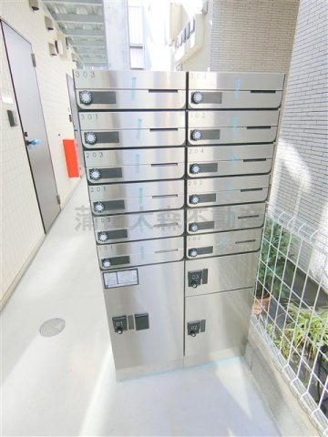 パルティーレ蒲田のその他共用部分|宅配BOXとメールBOX
