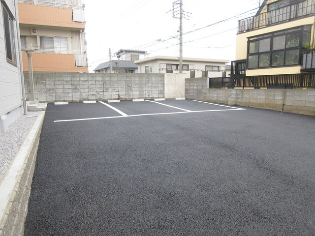 ＰＲＥＭＡＶＥＲＡの駐車場|★敷地内駐車場あり★