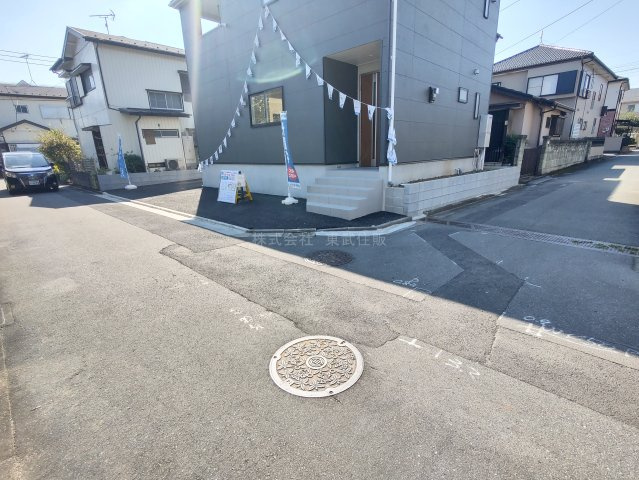 【前面道路含む現地写真】の画像