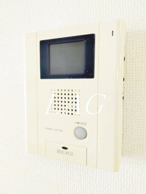 【セキュリティ】 | Ｋ＆Ｓ | モニター付きインターフォンです。