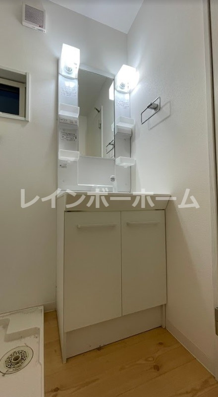 セレステ柳瀬川3号棟の洗面所